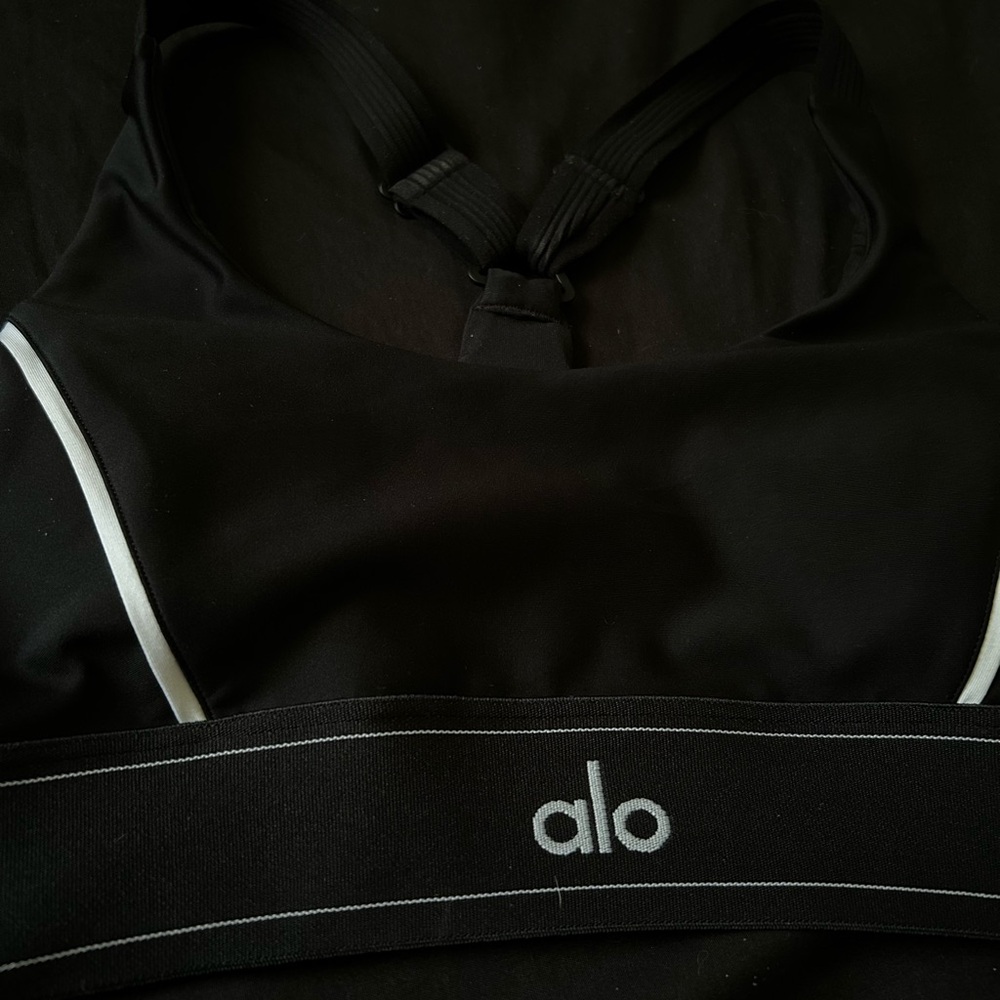 Black alo yoga set *AUTHENTIC*